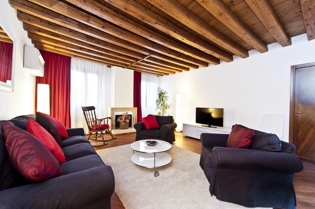 Elegant Terrace Apartment Near Piazza San Marco Last Floor No Lift Венеція Екстер'єр фото