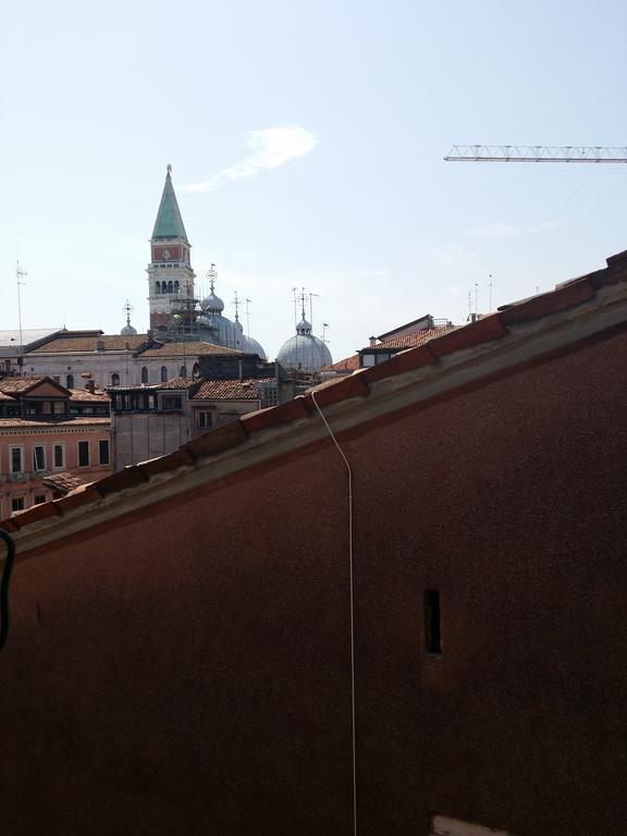 Elegant Terrace Apartment Near Piazza San Marco Last Floor No Lift Венеція Екстер'єр фото