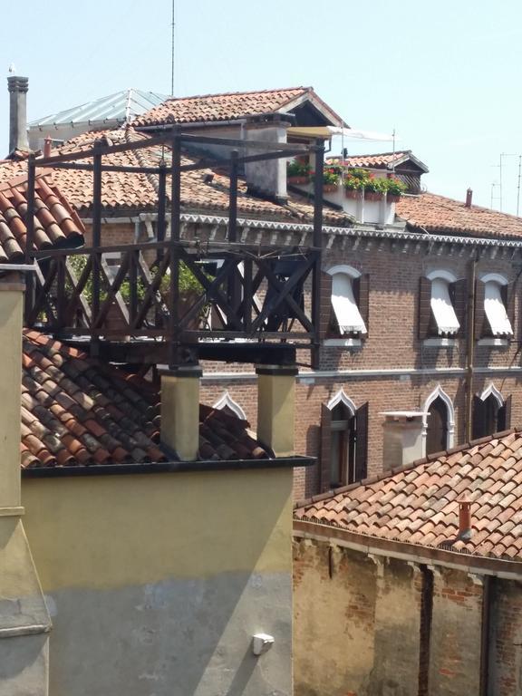 Elegant Terrace Apartment Near Piazza San Marco Last Floor No Lift Венеція Екстер'єр фото