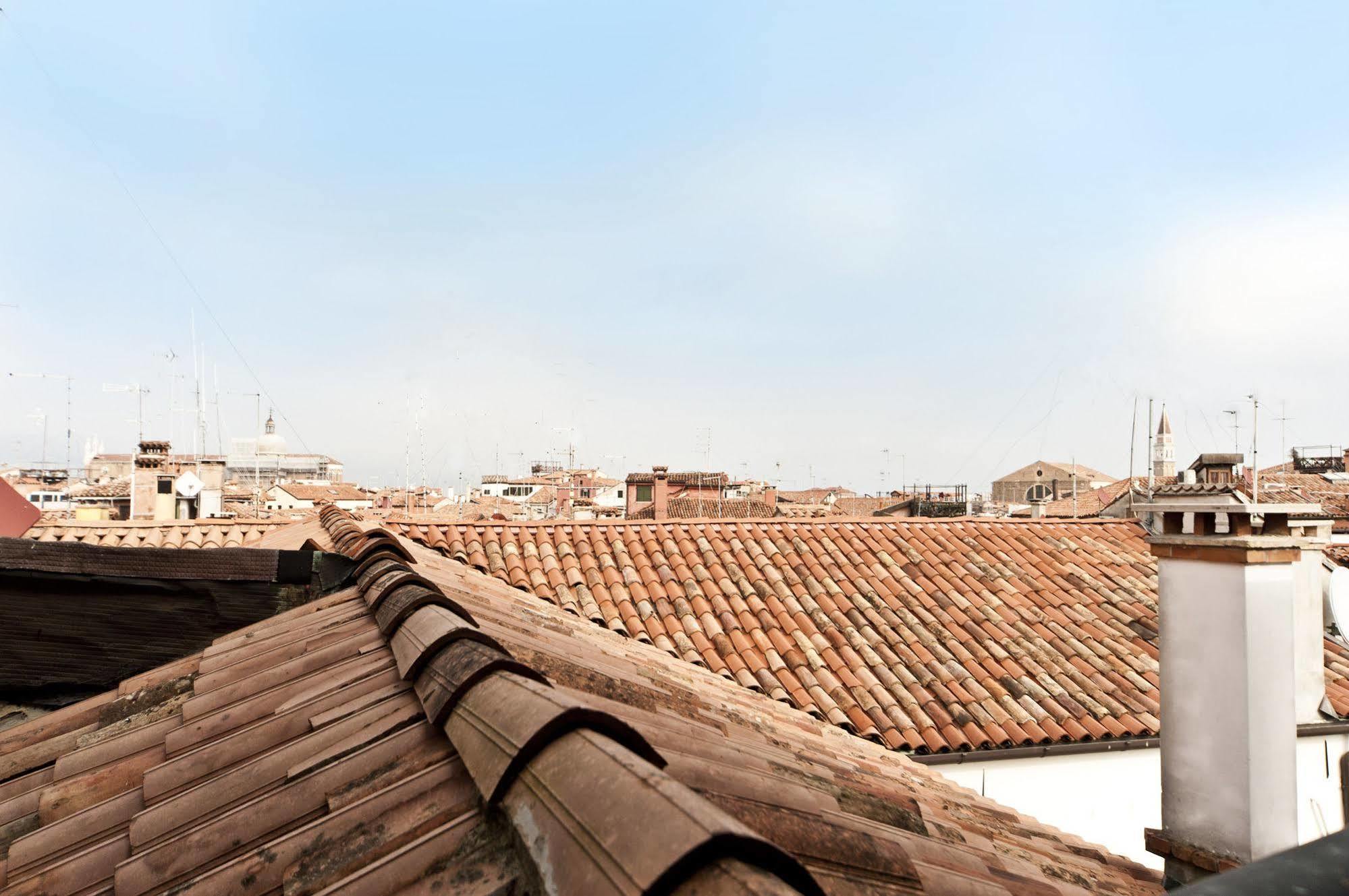 Elegant Terrace Apartment Near Piazza San Marco Last Floor No Lift Венеція Екстер'єр фото