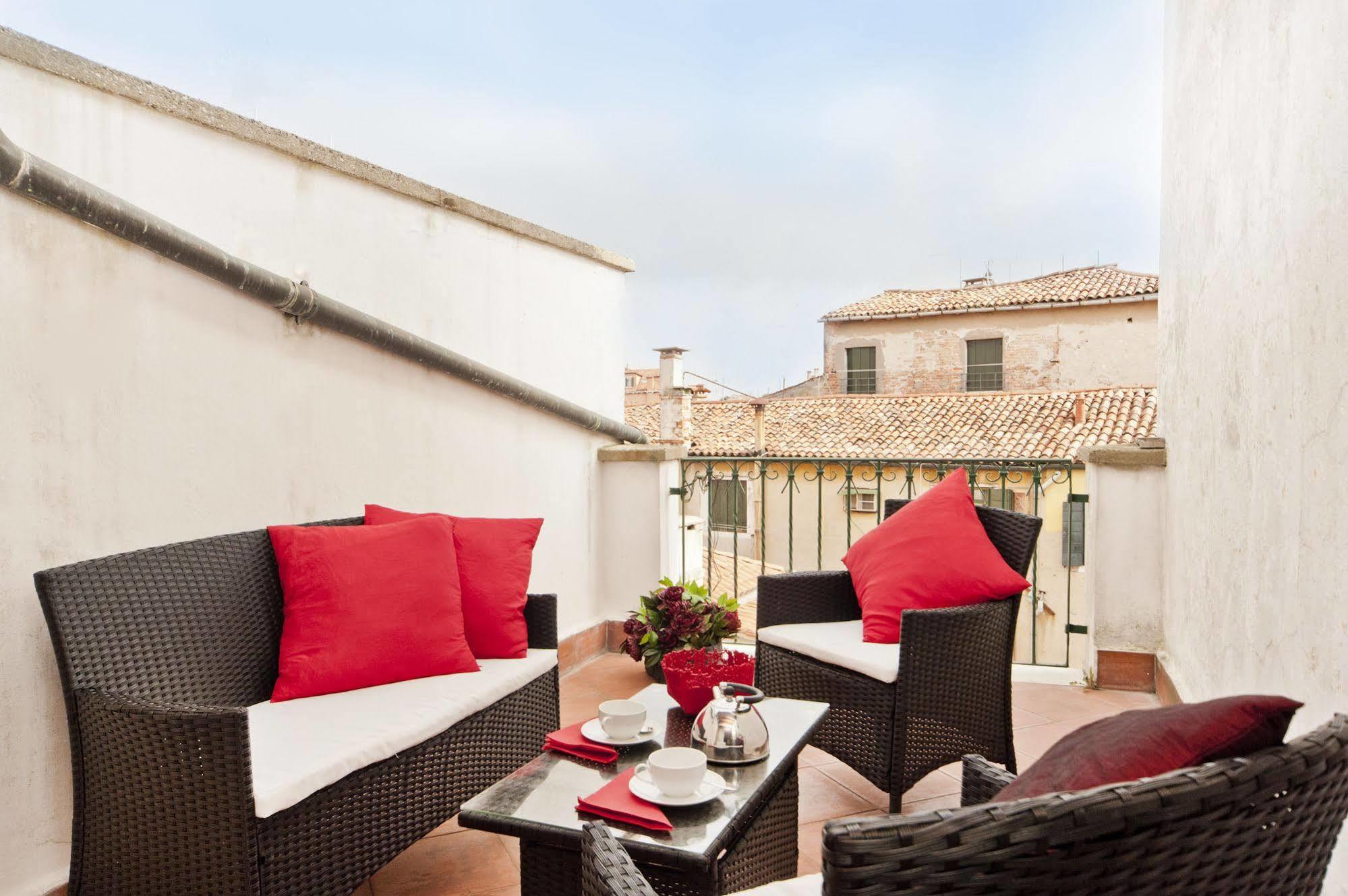 Elegant Terrace Apartment Near Piazza San Marco Last Floor No Lift Венеція Екстер'єр фото
