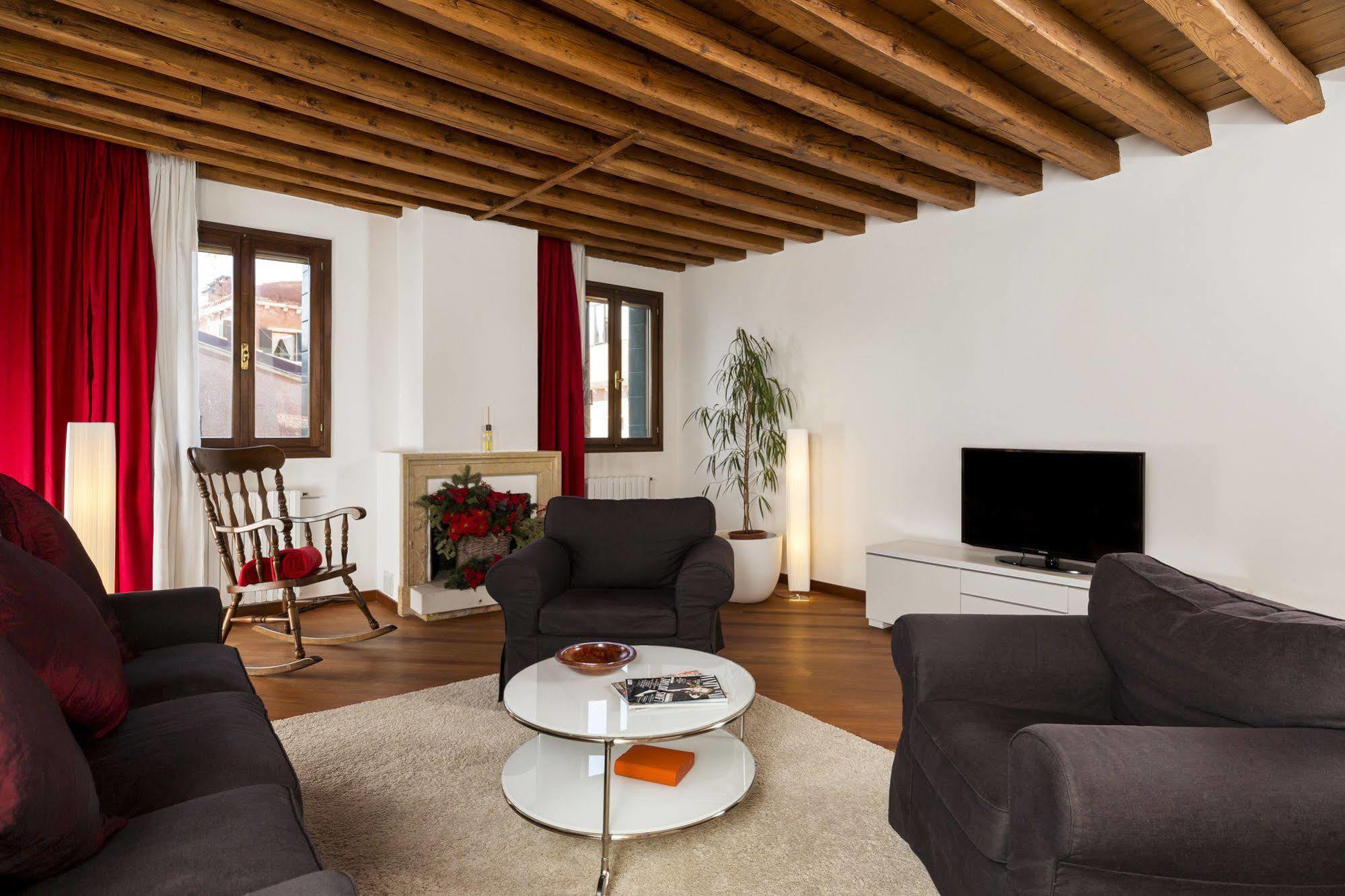 Elegant Terrace Apartment Near Piazza San Marco Last Floor No Lift Венеція Екстер'єр фото